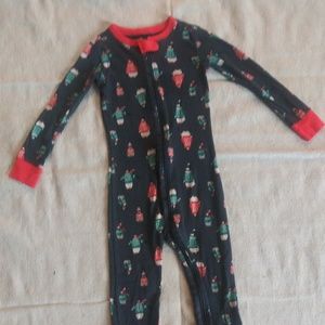 Old Navy Sleeper Penguin Print - Size 5T Footless